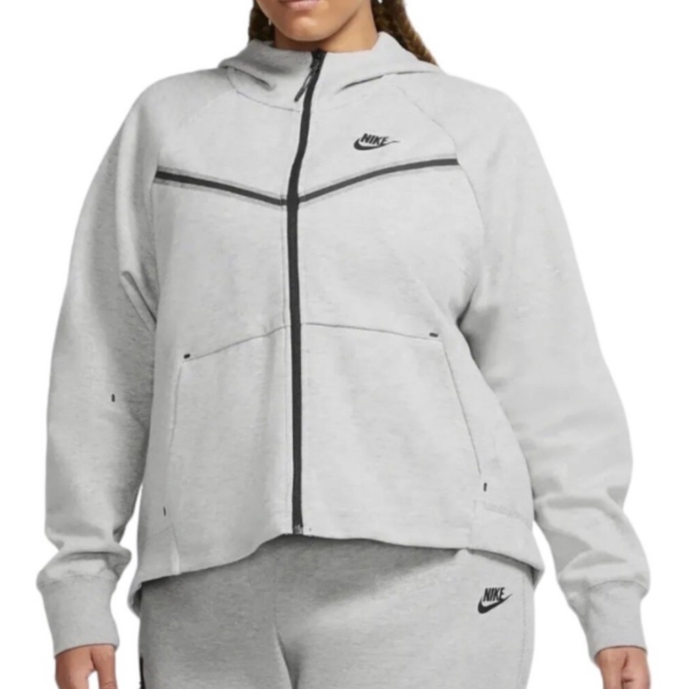 Nike Women's Light Gray Full-Zip Hoodie 1X